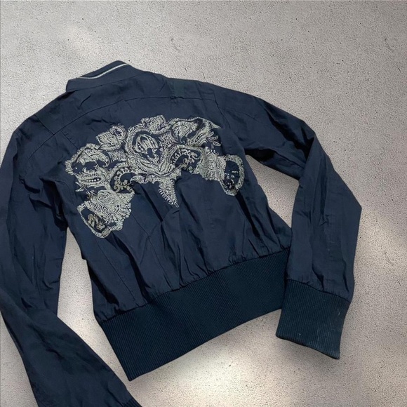 Y2K BIZZ Black Zip Up Bomber Jacket with Gold Back Print Detailing - Picture 2 of 8